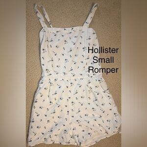 Hollister White and Blue Floral Romper